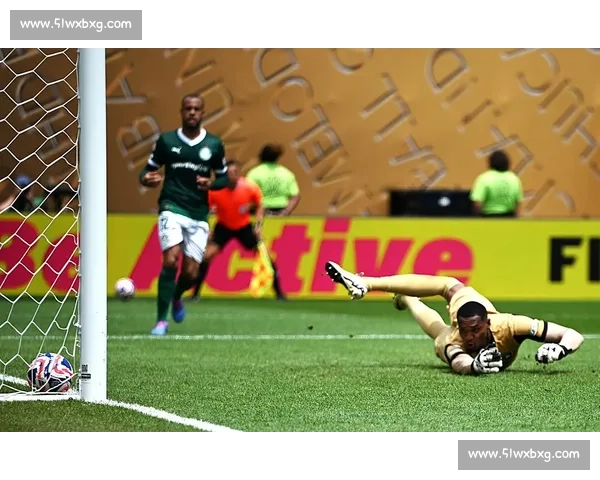 世俱杯诡异纪录！帕尔梅拉斯两战上半场零射正成 哑火专业户