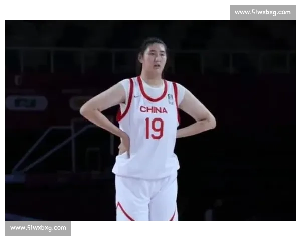山东 2 米 27 少女张子宇：中国女篮崛起的内线新核